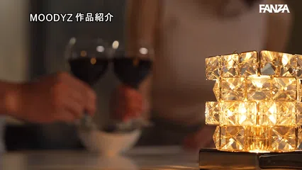 ささやき淫語と高速乳首責めでボクを射畜化トレーニングする腹筋バリキレ女上司 白浜果歩