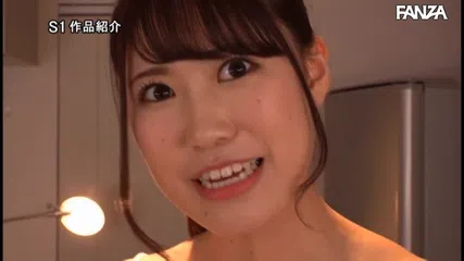 色気ムンムンな彼女のお姉さんが無防備な巨乳と巨尻でこっそり誘惑してきて浮気セックスしちゃう最低な僕。 花宮あむ